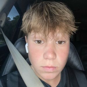 Meet your Posher, Max